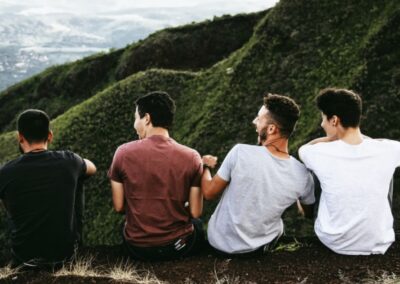 How can psychology help us build stronger rapport in online qualitative research?