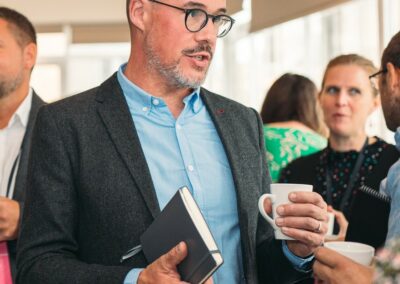 How good are AI deep research tools?